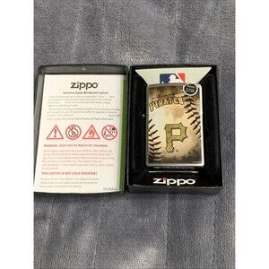 ZIPPO 2015 MLB BASEBALL PITTSBURGH PIRATES CHROME LIGHTER SEALED IN BOX